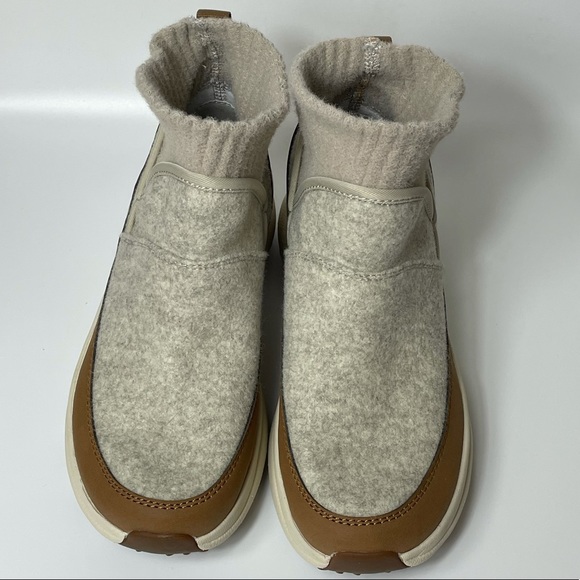 NWOT Merrell Warm Insulated Boots Sample Rare 5.5 - Picture 2 of 11